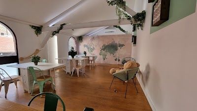 Le GentleCat · restaurant · bar à chats · bar à jeux · brunch · salon de thé (interdit moins de 12 ans)