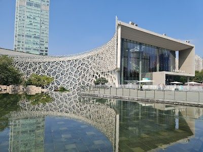Shanghai Natural History Museum.