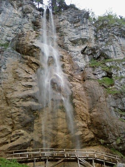 Skakavac Waterfall