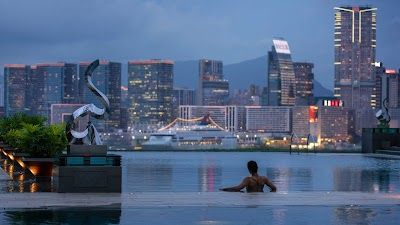Four Seasons Hotel Hong Kong