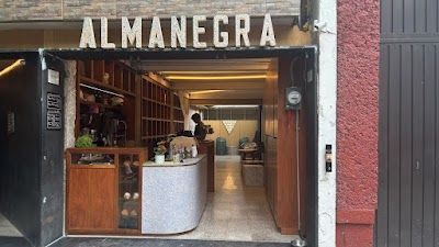 Almanegra Café