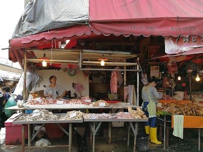Khlong Toei Market