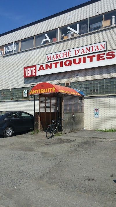 Saint Michel Flea Market