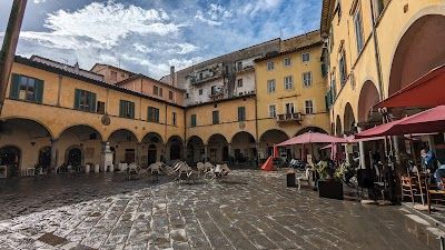 Piazza delle Vettovaglie