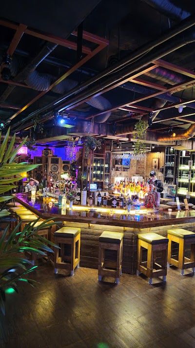 히치하이커스 라운지