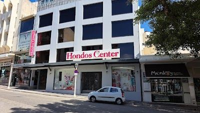 Hondos Center