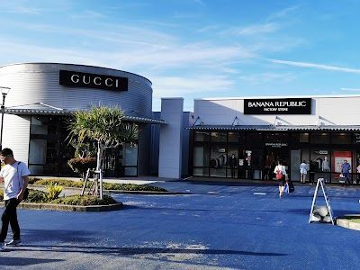 Okinawa Outlet Mall Ashibinaa