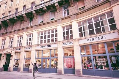 Retrock Designer Vintage Store