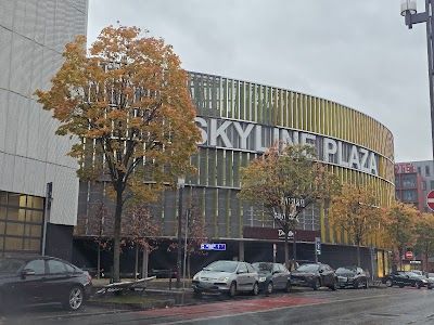 Skyline Plaza