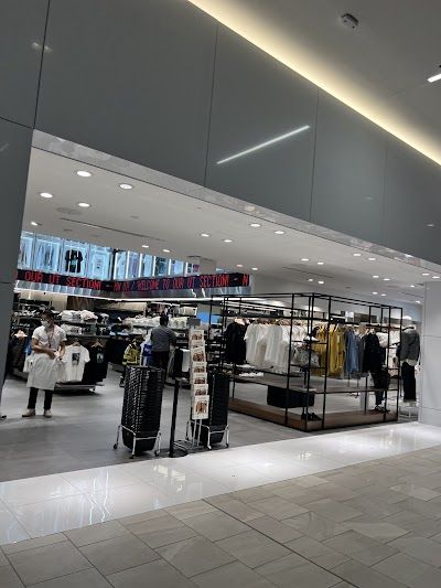 UNIQLO Centre Eaton de Montréal